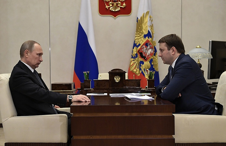 Maxim Oreshkin à Mesa com Vladimir Putin