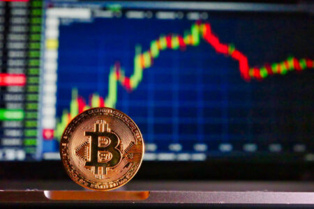 Mercado de criptomoedas se recupera com o adiamento das Tarifas na UE impostas Trump, Bitcoin a caminho dos US$ 110 mil - Bitcoin Angola
