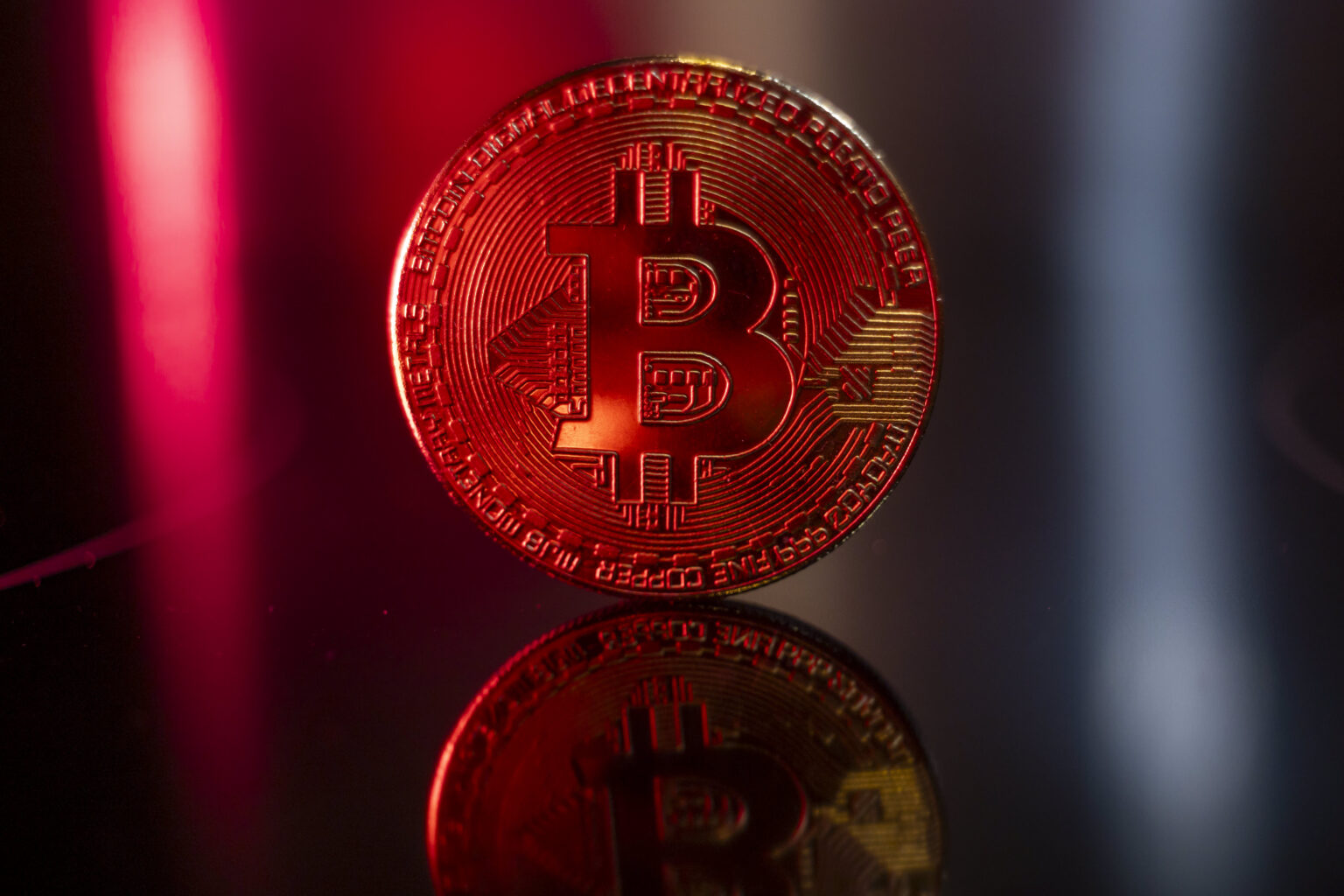 Preço do Bitcoin faz forte correção após atingir máxima histórica de US$ 123.000 - Bitcoin Angola