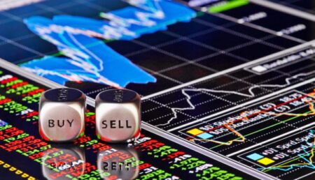 US$ 1,89 bilhões em posições compradas evaporam enquanto o Bitcoin cai abaixo de US$ 118 mil - Bitcoin Angola