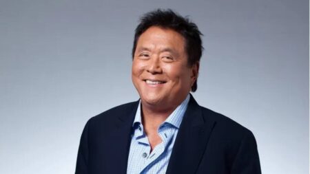 Robert Kiyosaki espera que o Bitcoin caia para US$ 90 mil em agosto: veja o porquê