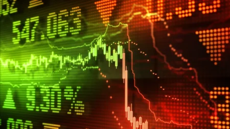 Liquidações Massivas Abalam o Mercado: Mais de US$ 713 Milhões em Posições Compradas de Cripto São Liquidadas